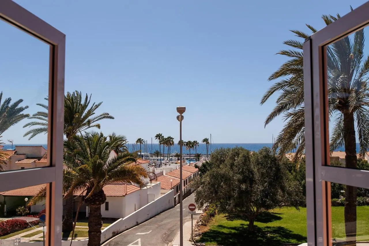 Holiday home Espaciosa Y Luminosa En Zona Exclusiva Pasito Blanco Spain